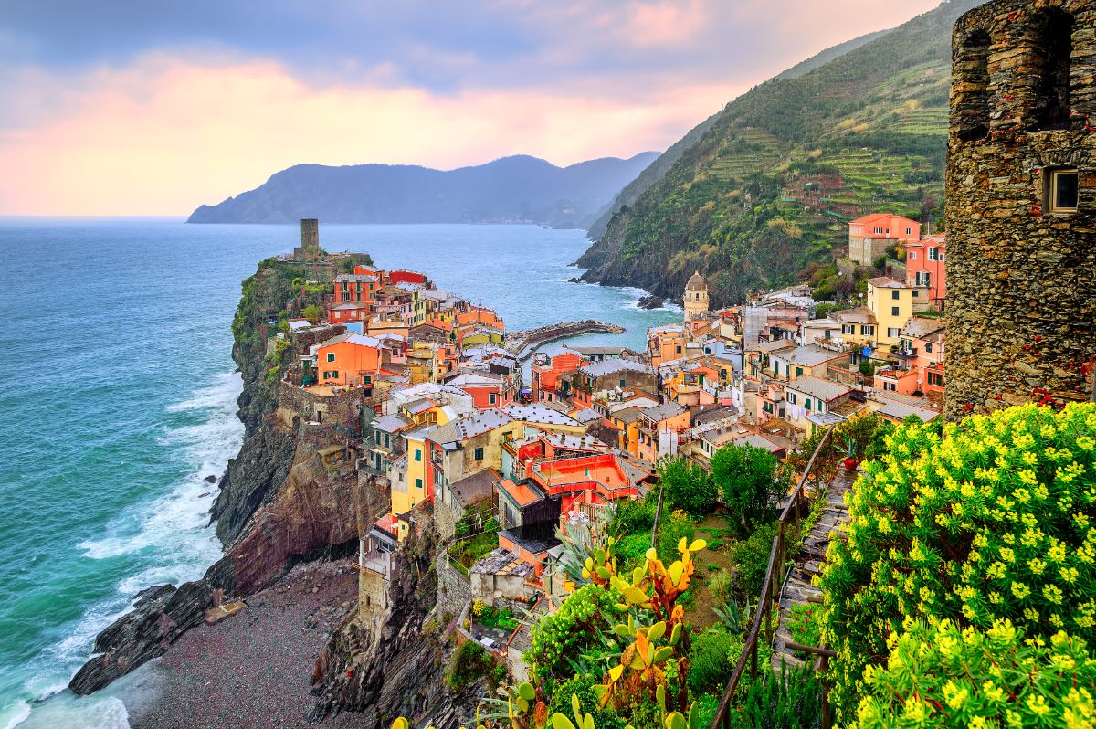 Vesnička Vernazza, Cinque Terre